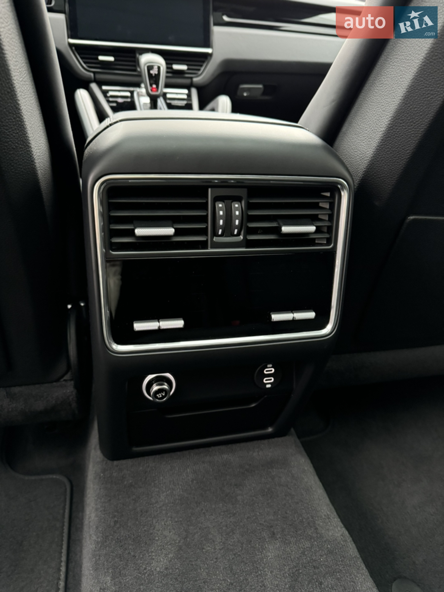 2019 Porsche Cayenne Coupe - мініатюра 24