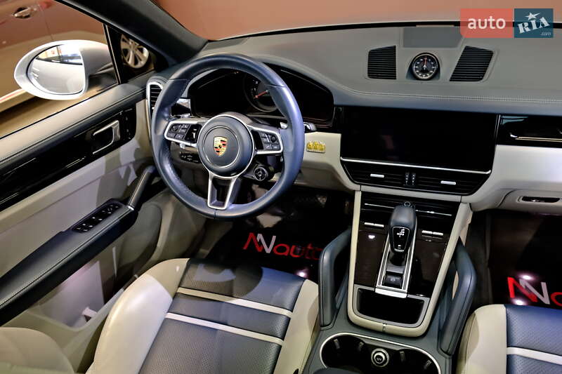 Внедорожник / Кроссовер Porsche Cayenne Coupe 2021 в Одессе