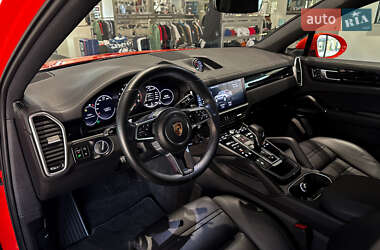 Внедорожник / Кроссовер Porsche Cayenne Coupe 2019 в 