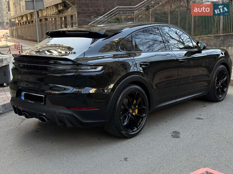 Внедорожник / Кроссовер Porsche Cayenne Coupe 2023 в Киеве
