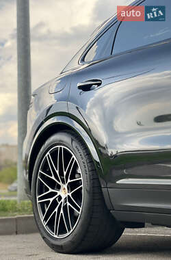 Внедорожник / Кроссовер Porsche Cayenne Coupe 2023 в 