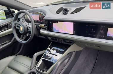 Внедорожник / Кроссовер Porsche Cayenne Coupe 2023 в 