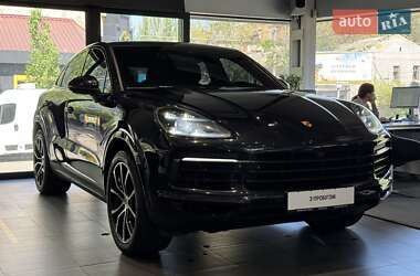 Внедорожник / Кроссовер Porsche Cayenne Coupe 2021 в 