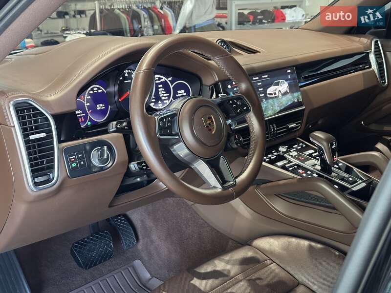 Позашляховик / Кросовер Porsche Cayenne Coupe 2021 в Одесі