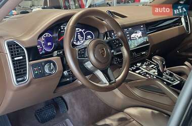 Внедорожник / Кроссовер Porsche Cayenne Coupe 2021 в 