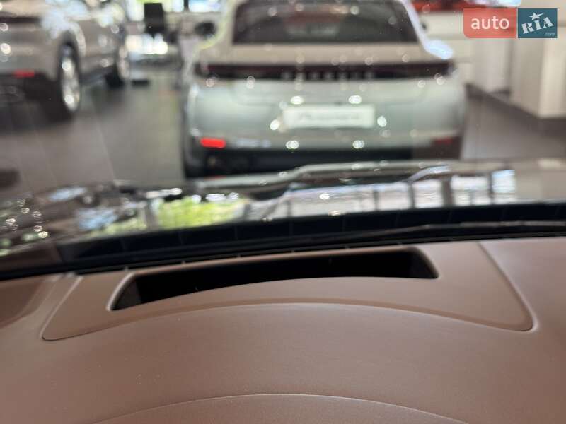 Позашляховик / Кросовер Porsche Cayenne Coupe 2021 в Одесі