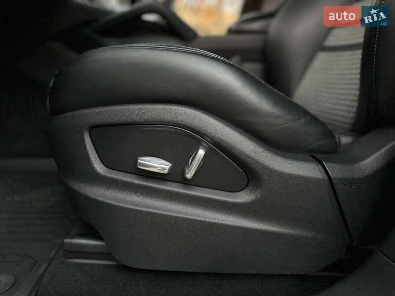 Позашляховик / Кросовер Porsche Cayenne Coupe 2019 в Харкові