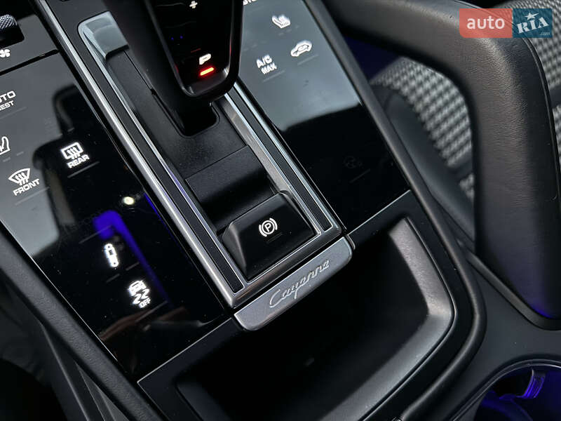 Позашляховик / Кросовер Porsche Cayenne Coupe 2019 в Харкові