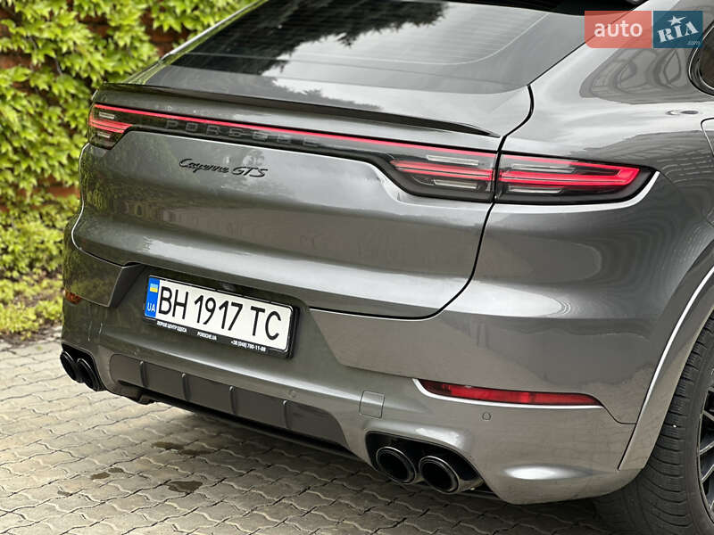 Позашляховик / Кросовер Porsche Cayenne Coupe 2021 в Одесі