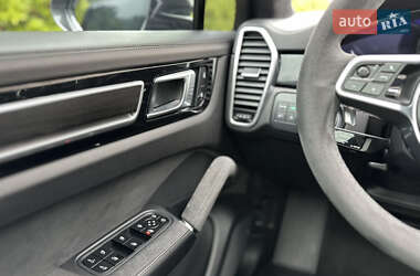 Позашляховик / Кросовер Porsche Cayenne Coupe 2021 в 