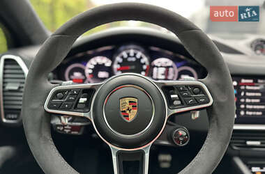 Позашляховик / Кросовер Porsche Cayenne Coupe 2021 в 