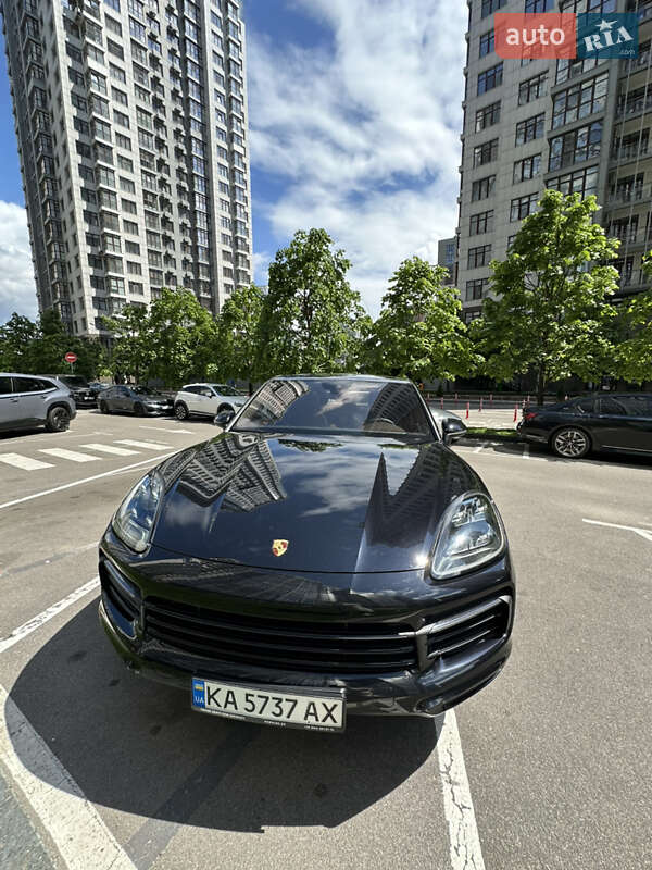 Внедорожник / Кроссовер Porsche Cayenne Coupe 2020 в Киеве