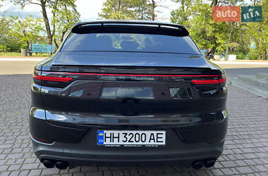 Внедорожник / Кроссовер Porsche Cayenne Coupe 2021 в 