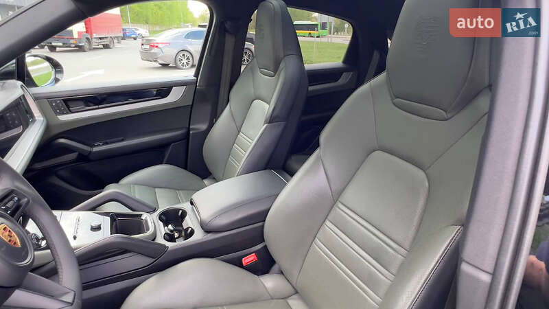 Внедорожник / Кроссовер Porsche Cayenne Coupe 2023 в Виннице