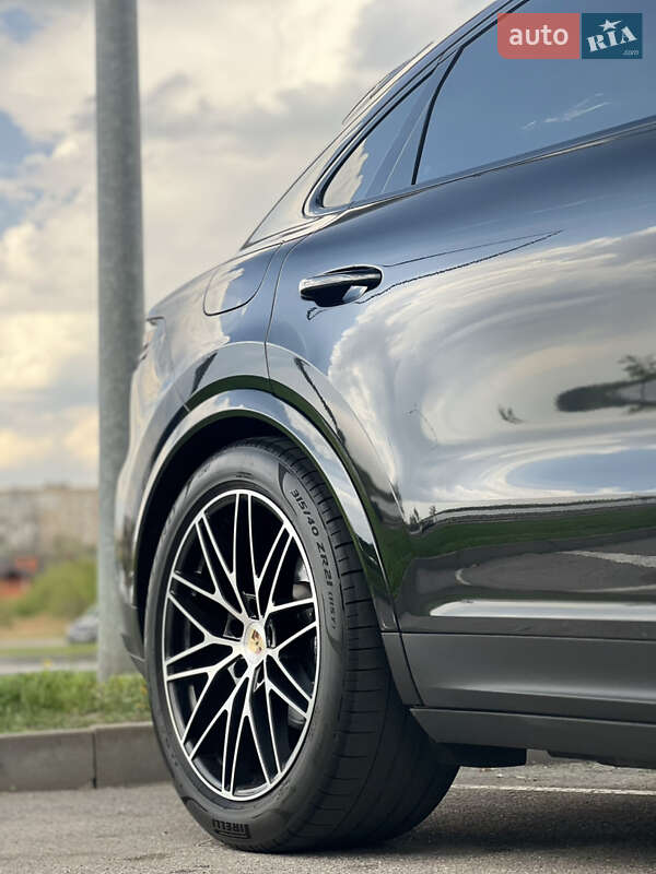 Внедорожник / Кроссовер Porsche Cayenne Coupe 2023 в Виннице
