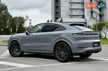 Позашляховик / Кросовер Porsche Cayenne Coupe 2023 в 