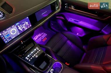 Позашляховик / Кросовер Porsche Cayenne Coupe 2023 в 