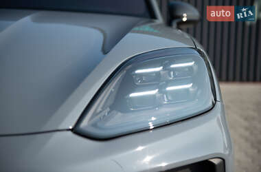 Внедорожник / Кроссовер Porsche Cayenne Coupe 2023 в 