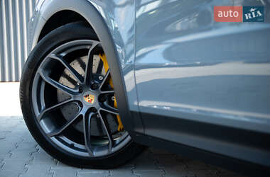 Внедорожник / Кроссовер Porsche Cayenne Coupe 2023 в 