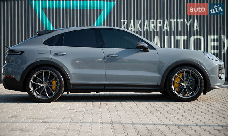 Внедорожник / Кроссовер Porsche Cayenne Coupe 2023 в Мукачево