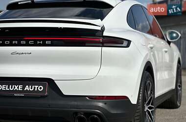 Внедорожник / Кроссовер Porsche Cayenne Coupe 2023 в 