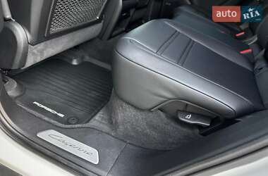 Внедорожник / Кроссовер Porsche Cayenne Coupe 2023 в 