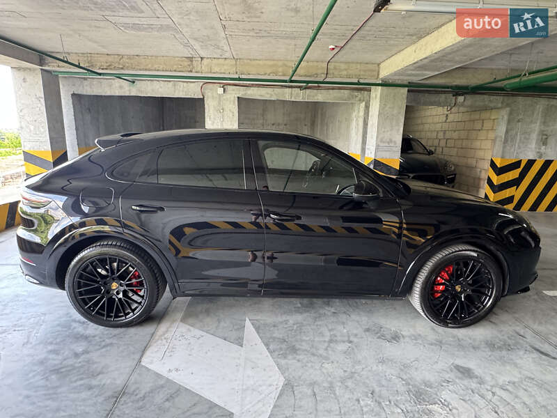 Внедорожник / Кроссовер Porsche Cayenne Coupe 2019 в Киеве