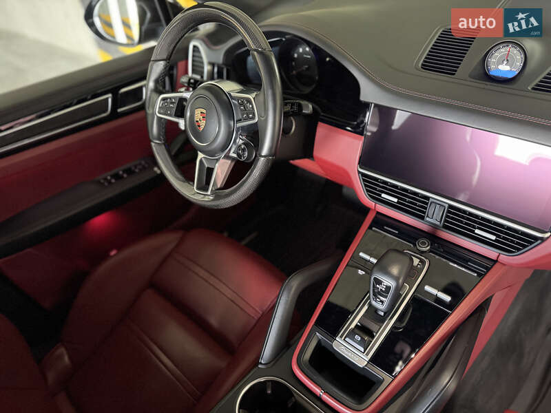 Внедорожник / Кроссовер Porsche Cayenne Coupe 2019 в Киеве