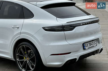 Внедорожник / Кроссовер Porsche Cayenne Coupe 2019 в 