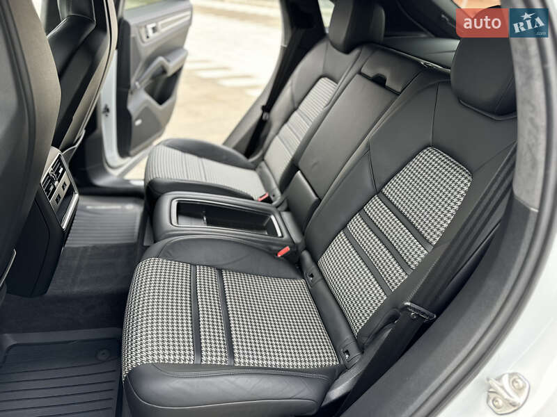 Внедорожник / Кроссовер Porsche Cayenne Coupe 2019 в Харькове