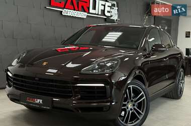 Внедорожник / Кроссовер Porsche Cayenne Coupe 2021 в 
