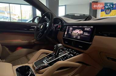 Внедорожник / Кроссовер Porsche Cayenne Coupe 2021 в 