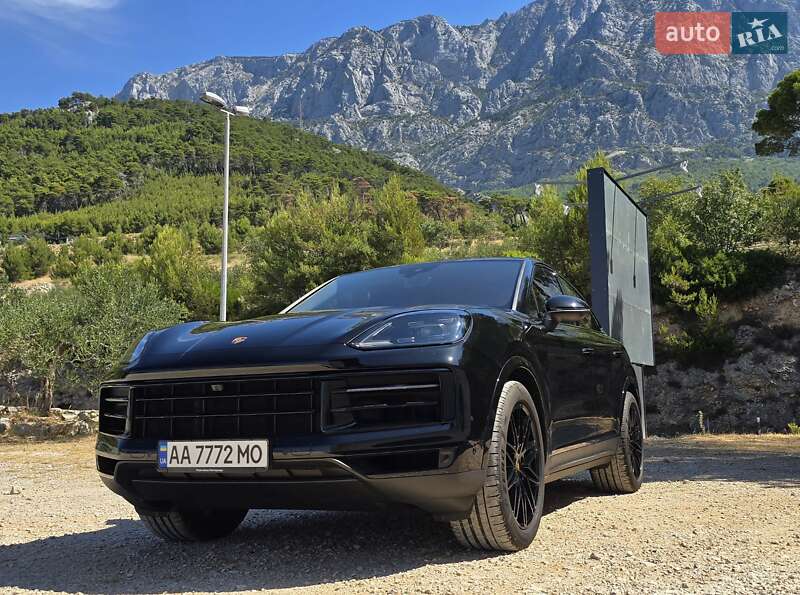 Внедорожник / Кроссовер Porsche Cayenne Coupe 2023 в 