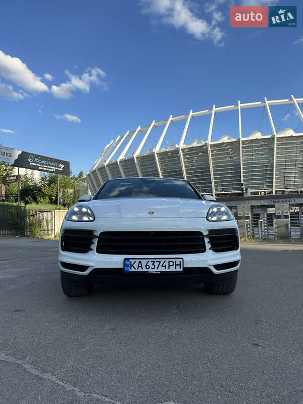 Позашляховик / Кросовер Porsche Cayenne Coupe 2019 в Києві