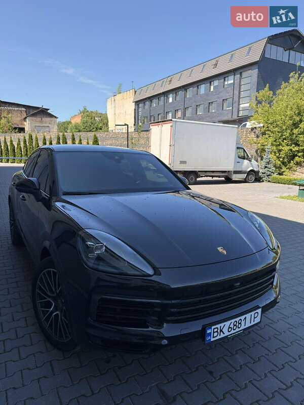 Porsche Cayenne Coupe 2022