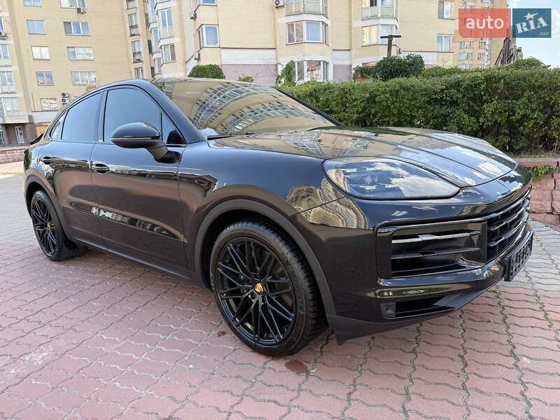 Позашляховик / Кросовер Porsche Cayenne Coupe 2024 в Києві