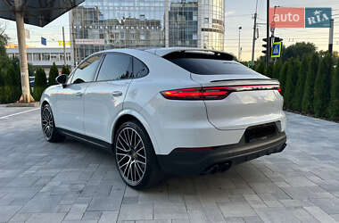 Внедорожник / Кроссовер Porsche Cayenne Coupe 2019 в 