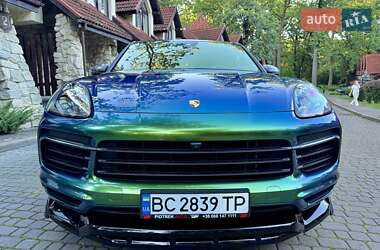 Внедорожник / Кроссовер Porsche Cayenne Coupe 2019 в 
