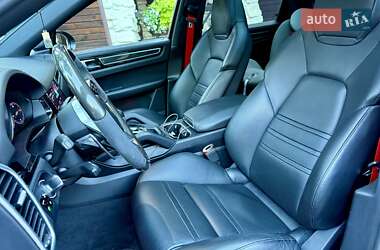 Внедорожник / Кроссовер Porsche Cayenne Coupe 2019 в 