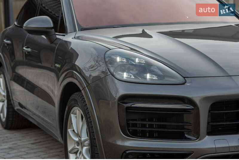 Позашляховик / Кросовер Porsche Cayenne Coupe 2021 в Києві