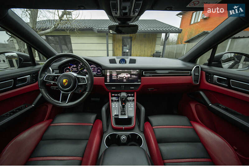 Позашляховик / Кросовер Porsche Cayenne Coupe 2021 в Києві