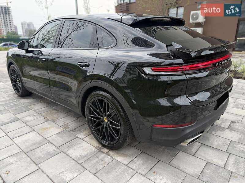 Позашляховик / Кросовер Porsche Cayenne Coupe 2024 в Києві