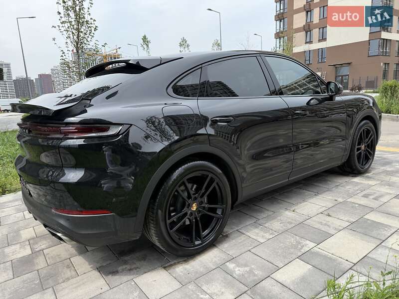 Позашляховик / Кросовер Porsche Cayenne Coupe 2024 в Києві