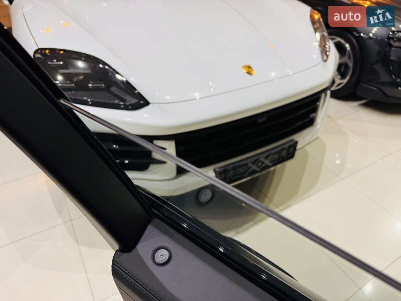 Внедорожник / Кроссовер Porsche Cayenne Coupe 2023 в Одессе