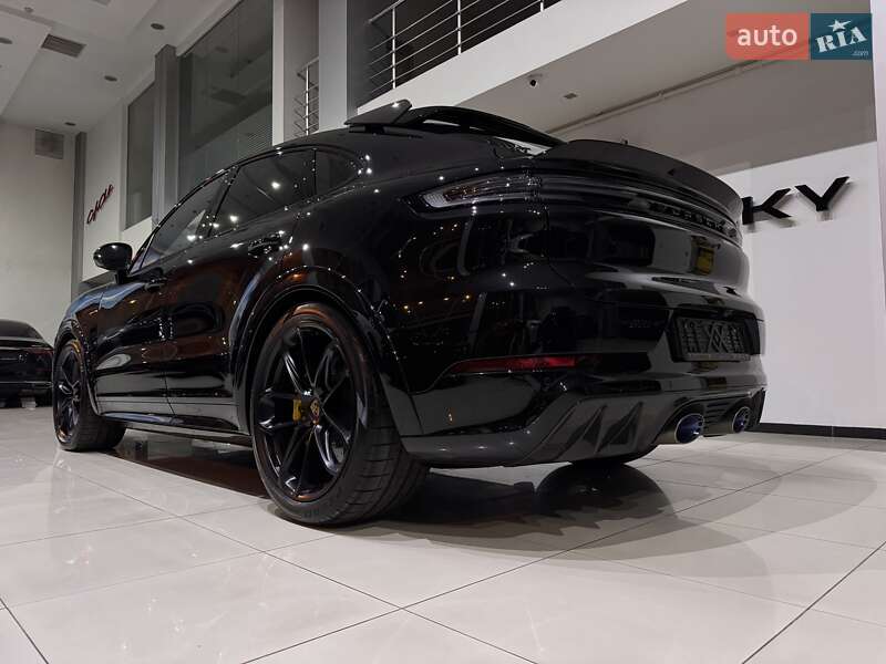 Внедорожник / Кроссовер Porsche Cayenne Coupe 2023 в 