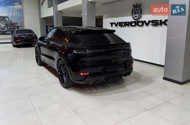 Внедорожник / Кроссовер Porsche Cayenne Coupe 2023 в 