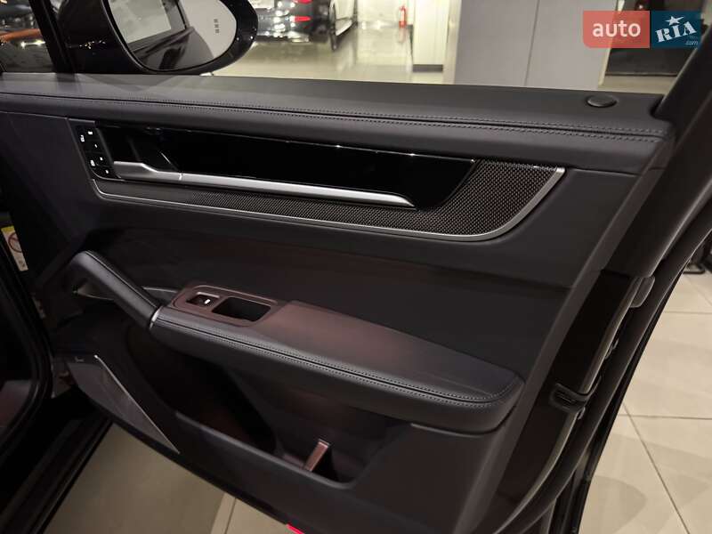 Внедорожник / Кроссовер Porsche Cayenne Coupe 2023 в Одессе