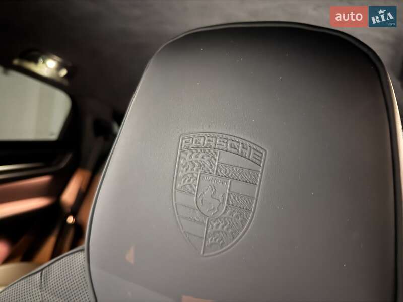 Внедорожник / Кроссовер Porsche Cayenne Coupe 2023 в Одессе