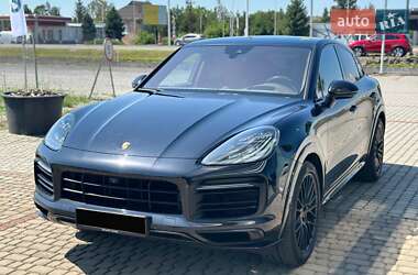 Позашляховик / Кросовер Porsche Cayenne Coupe 2021 в 