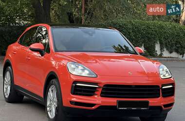 Внедорожник / Кроссовер Porsche Cayenne Coupe 2020 в 